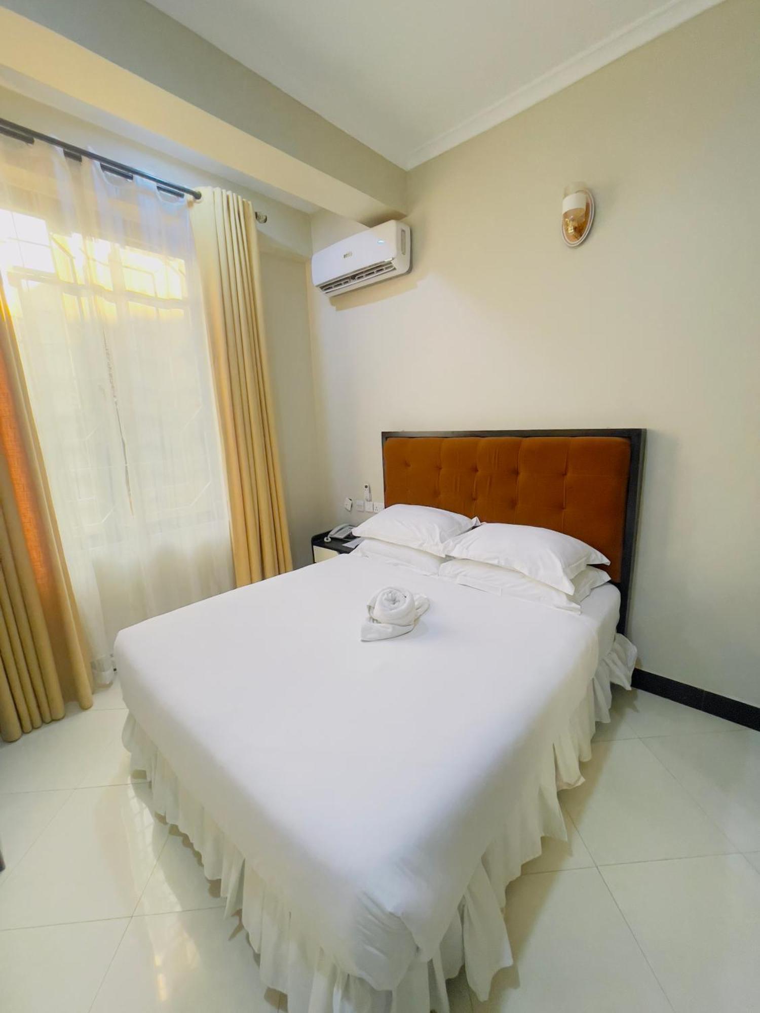 Diary Hotel Dar es Salaam Exteriér fotografie